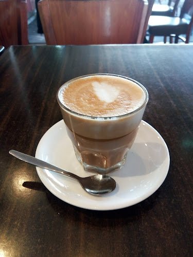 קפאין נווה-שאנן Cafein - הסעדה