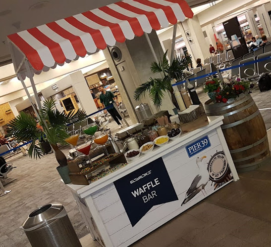 פופקולנד - הסעדה