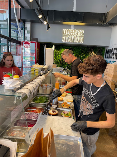 בורגר סטיישן כפר סבא BURGER STATION - הסעדה