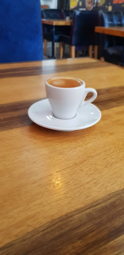 Buca Burger & Cafe - הסעדה