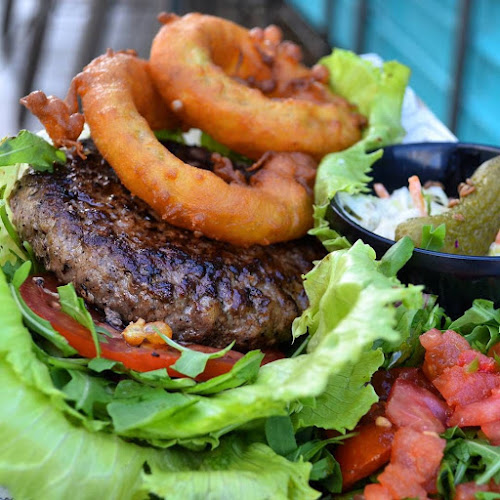 שדרות ירושלים 220, חולון