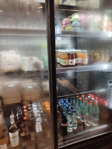 Sunny bakery & goods | סאני מאפייה ובית קפה - הרצליה