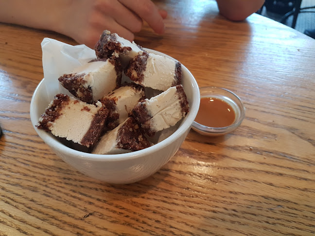 Comentarii opinii despre Anastasia