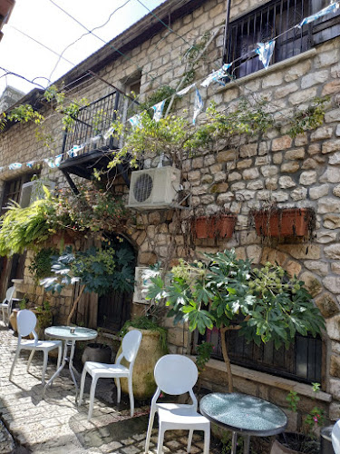 Lahuhe original - Yemenite food bar