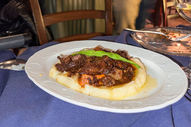 האקליפטוס - הסעדה