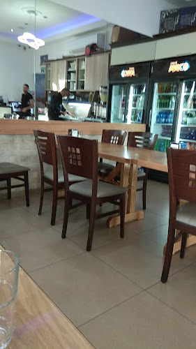 מסעדת הדייגים - הסעדה