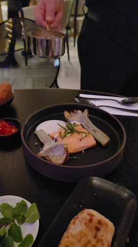 Pop and pope - תל אביב-יפו