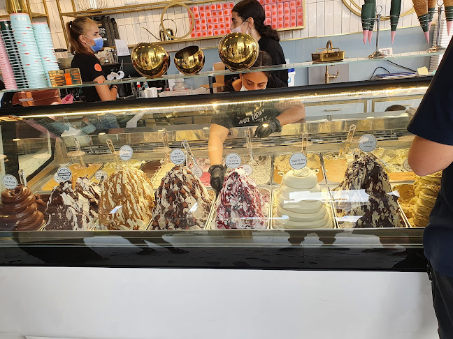 Golda Dimona - הסעדה