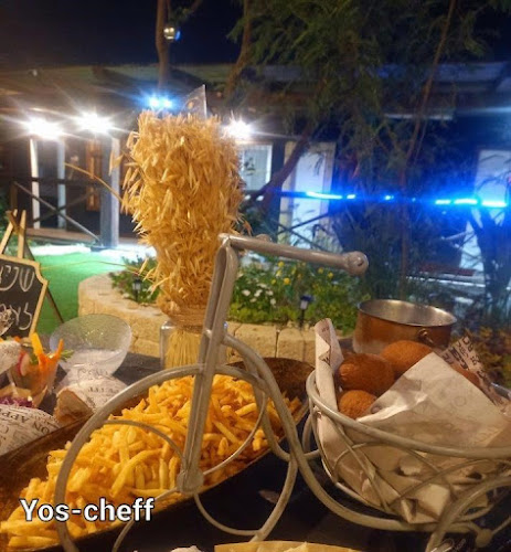 Comentarii opinii despre יוסי שף שולחן שוק - שולחנות שוק