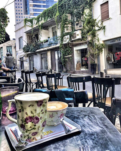 Cafe Alma Neve Tzedek - קפה עלמה נוה צדק