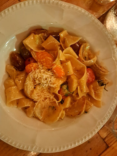 לה שוק - הסעדה