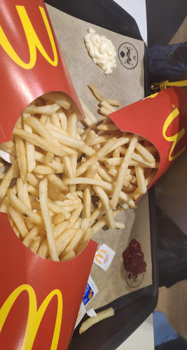 מקדונלד'ס - שרונה ת"א - תל אביב-יפו