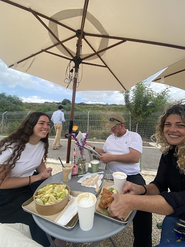 שלוש בקפה ShaloshBaCafe - לפיד