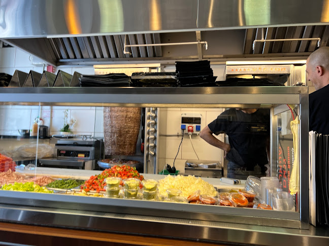 Opinii despre שווארמה גנאם עספור 19 în חיפה - הסעדה