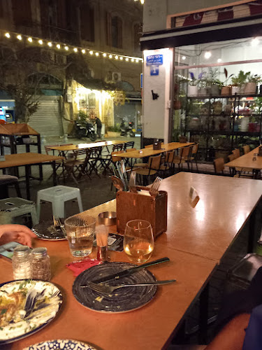 Opinii despre AKBAR בשוק הפשפשים אקבר - בר מסעדה în תל אביב-יפו - הסעדה