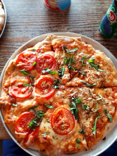 Comentarii opinii despre שבתאי פיצה ובירה אבן יהודה