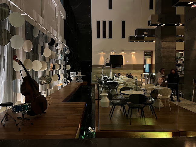 ווסט סייד - West Side - הסעדה