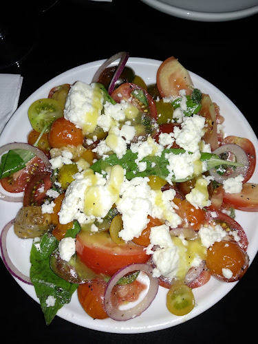 וניה ביסטרו - הסעדה