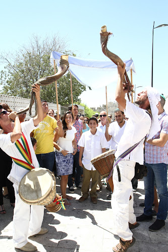 meirbenezra - ירושלים