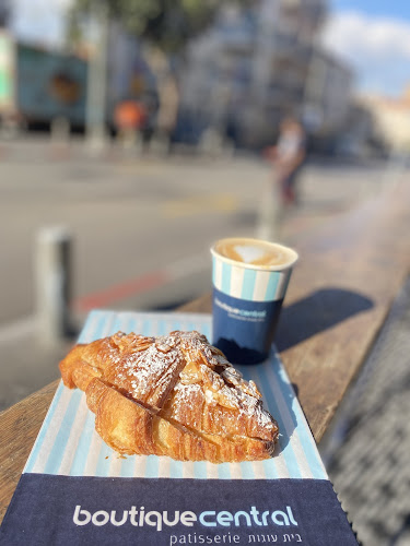 בוטיק סנטרל אגריפס