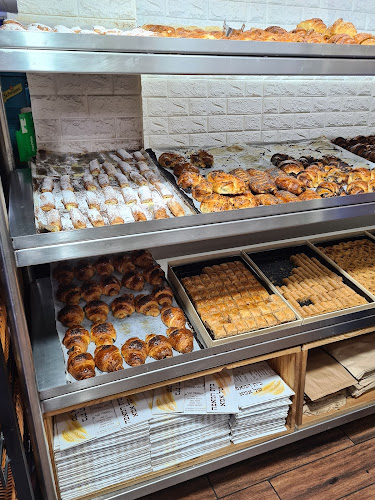 קיבוץ גלויות 118, חיפה