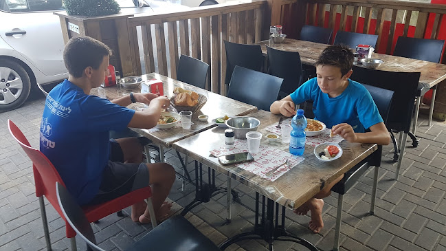 Opinii despre בדוסה - חומוס פול שקשוקה în נתניה - הסעדה