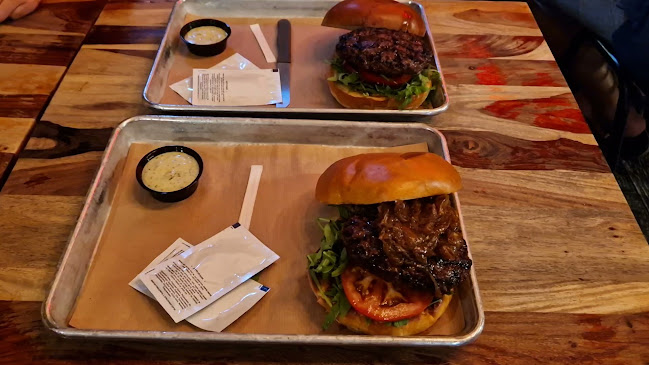 Opinii despre בנץ ברדרס פלורנטין în תל אביב-יפו - הסעדה