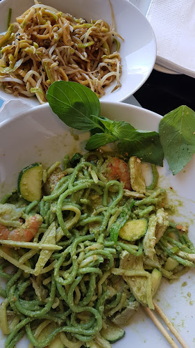 זוזוברה כפר סבא - הסעדה