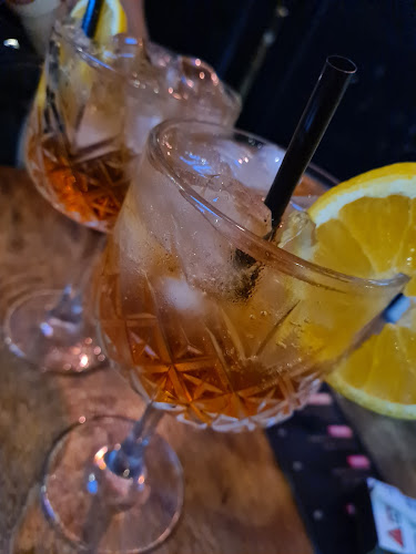 שלום עליכם 4, חיפה