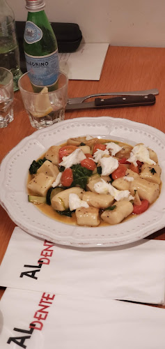 AL DENTE - הסעדה