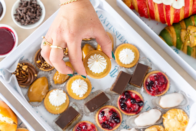 לה פטיסייר - הסעדה