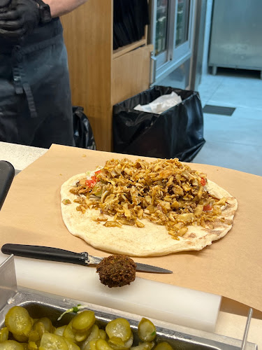 אלוף קלמן מגן, תל אביב-יפו