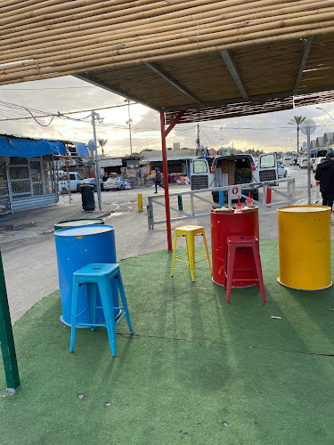 אילוז דגים בע"מ - הסעדה