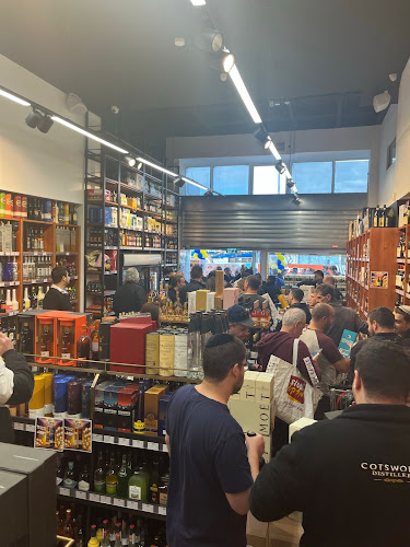 Comentarii opinii despre היבואן משקאות הרצליה