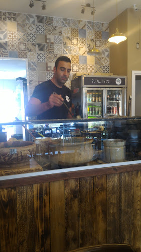 עוזי חומוס פול - סניף פולג - נתניה