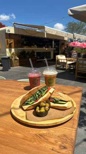 עגלת קפה VANY פארק קונביץ