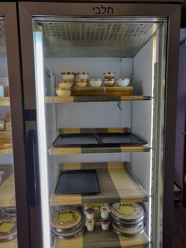 עינוגים - הסעדה