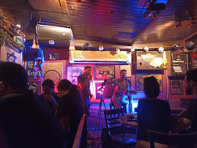 אורנוס - הסעדה