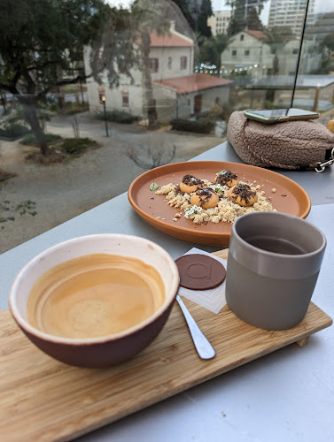 מסעדת איי - a Restaurant - תל אביב-יפו