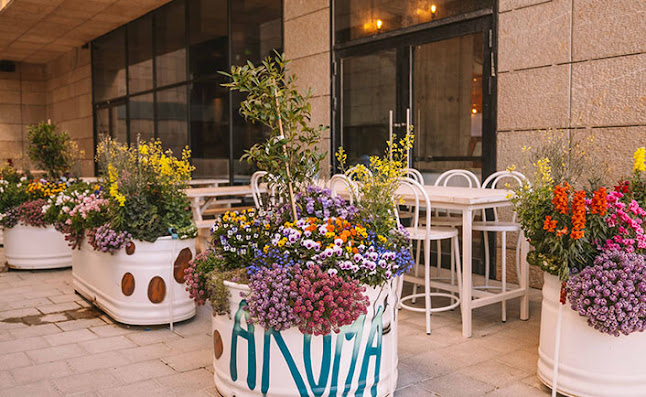 Opinii despre ארומה תלפיות התעשייה în ירושלים - הסעדה