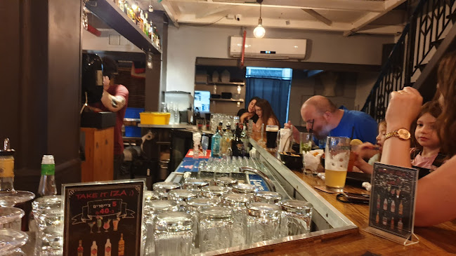 משה אהרון 1, חיפה