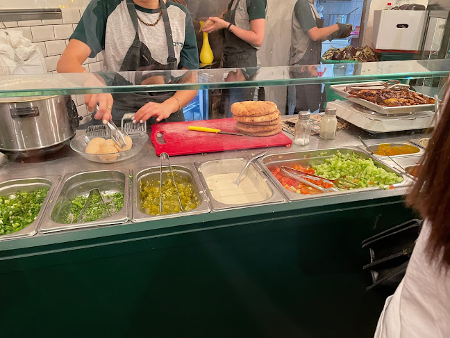 אריכא סביח - הסעדה