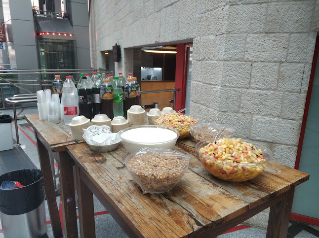 קייטרינג א.ד פלפלים | כנסים | אירועים | מגשי אירוח - גבעתיים