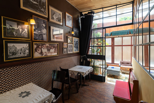 ‎Cafe Ivri‎ - הסעדה