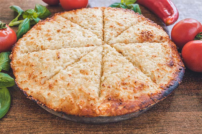 בובה של פיצה הרצליה - הסעדה