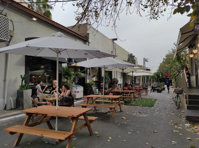 אחד העם 6, תל אביב-יפו