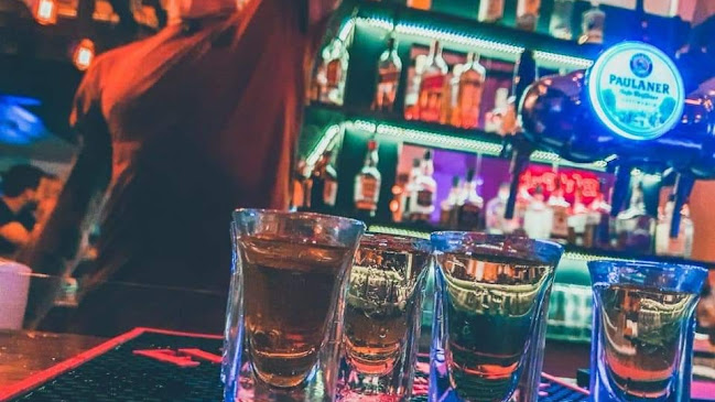 Eli's Pub-אליס פאב