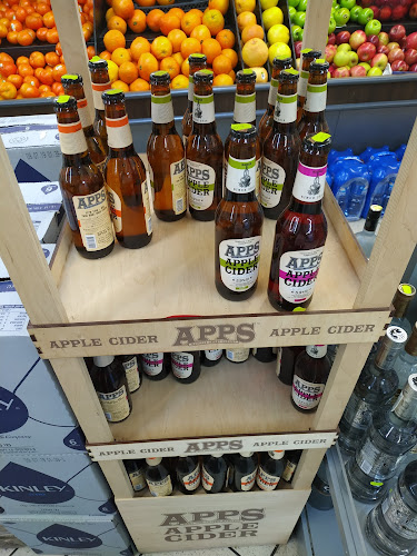 Daniel's Deli Delicates | מעדניית דניאל - הסעדה