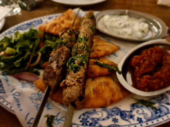 יאסו מסעדה יוונית - הסעדה