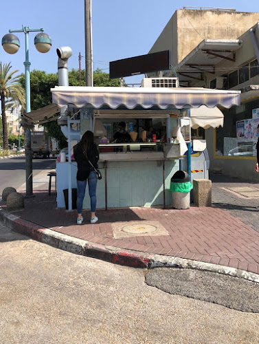 פלאפל כדורי - הבוטקה הכחול - הוד השרון